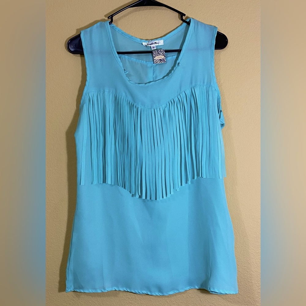 Cute summer green blouse new with tag